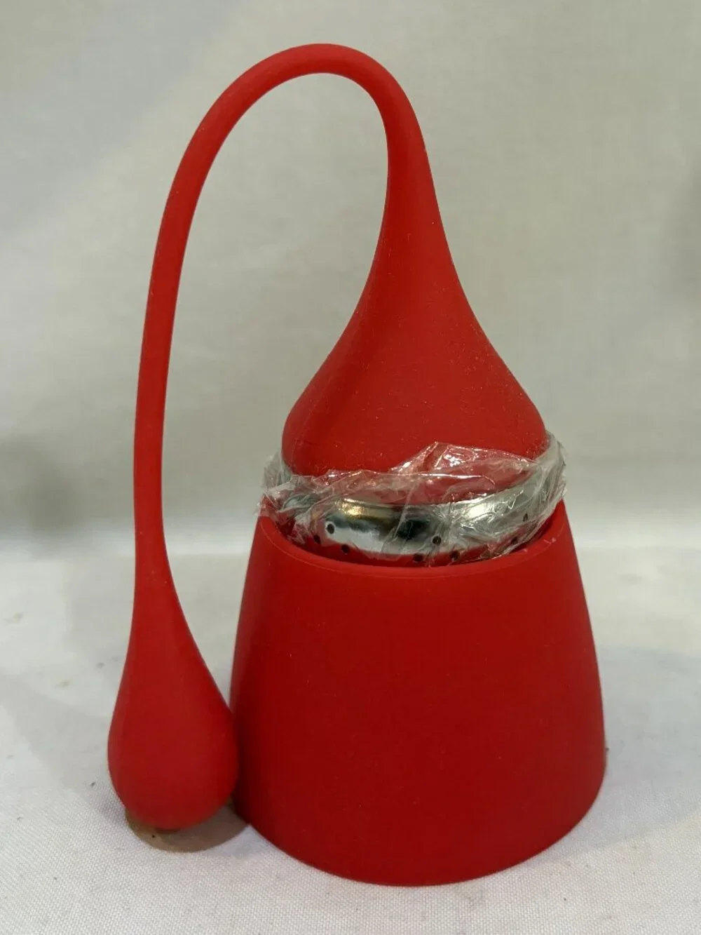 Red Silicone and Stainless-Steel Loose Tea Fuser with Stand